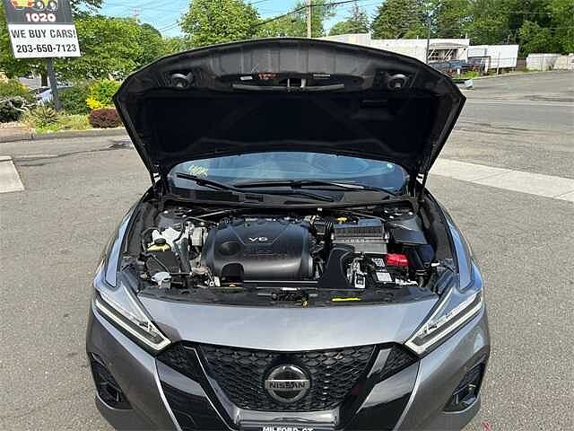 Nissan Maxima