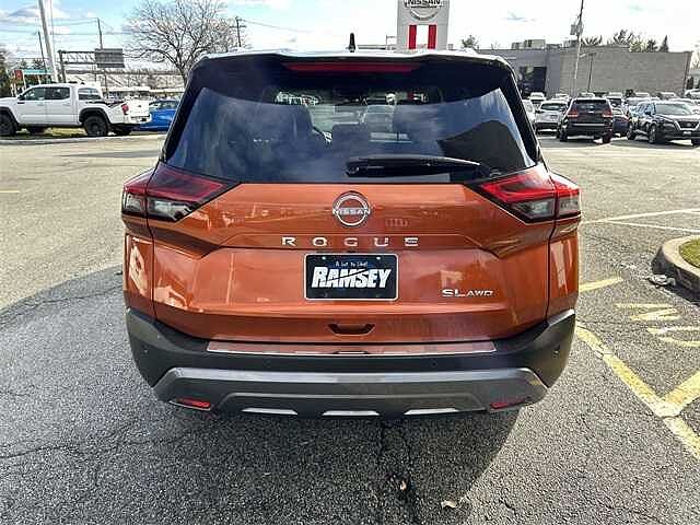 Nissan Rogue