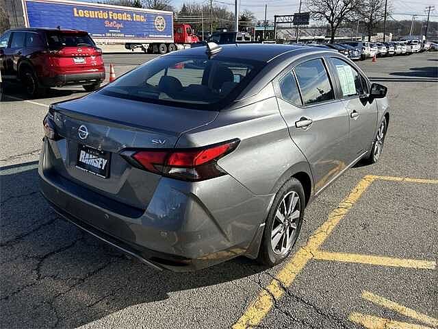 Nissan Versa