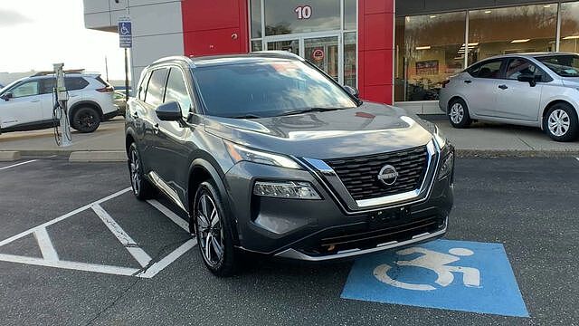 Nissan Rogue