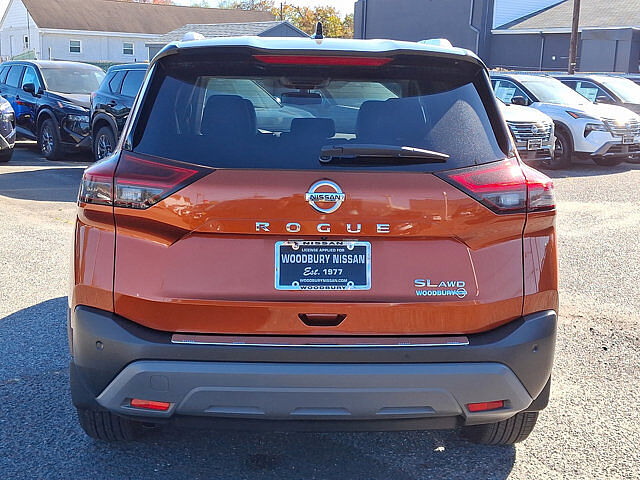 Nissan Rogue