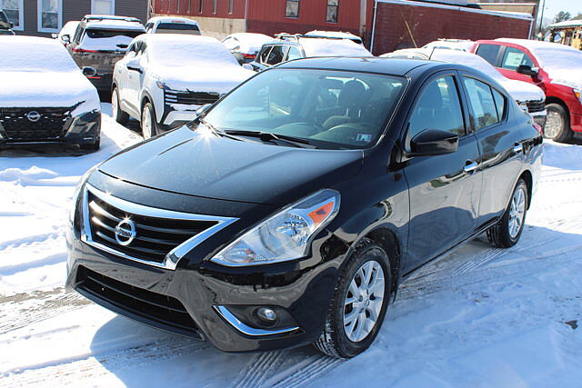 Nissan Versa