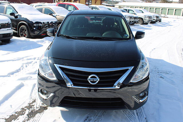 Nissan Versa