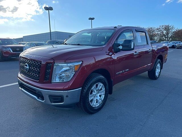 Nissan Titan