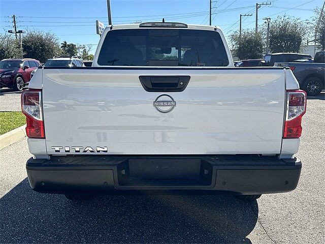 Nissan Titan