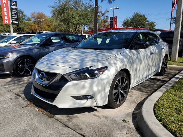 Nissan Maxima