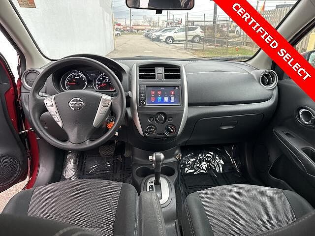 Nissan Versa