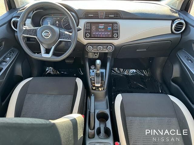 Nissan Versa