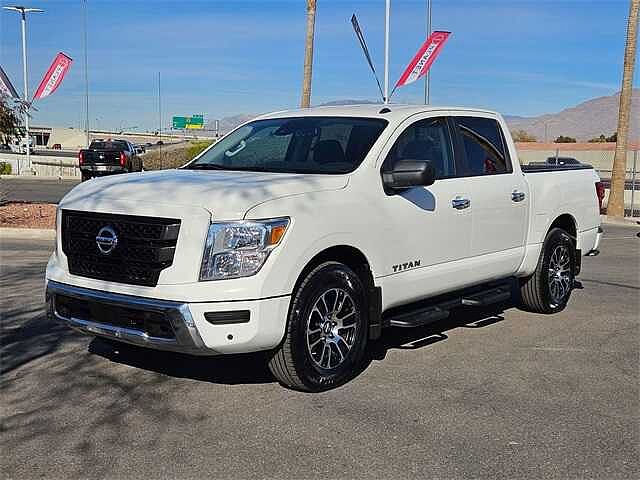 Nissan Titan