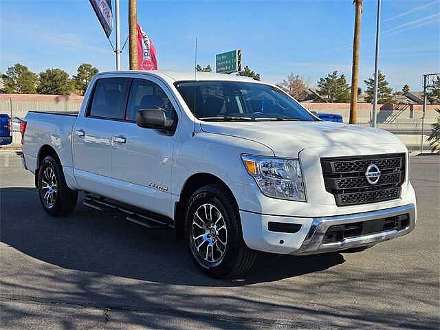 Nissan Titan