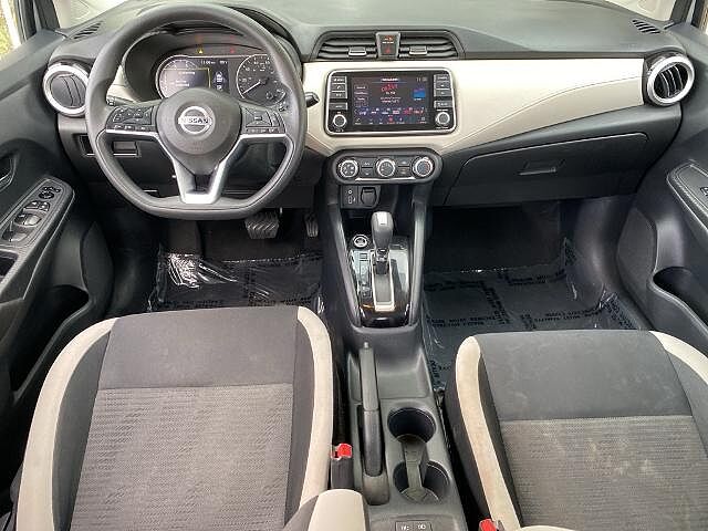 Nissan Versa