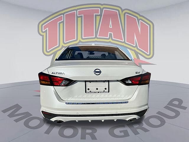 Nissan Altima