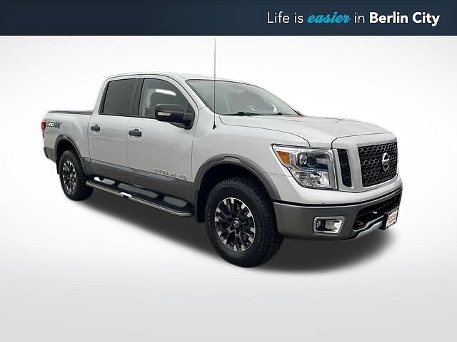 Nissan Titan