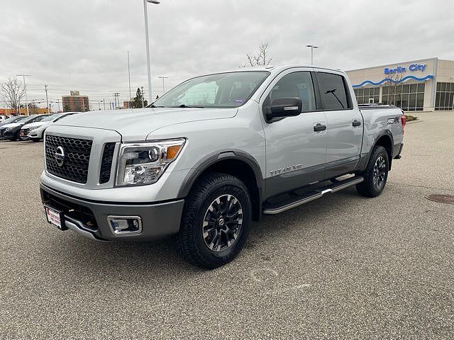 Nissan Titan