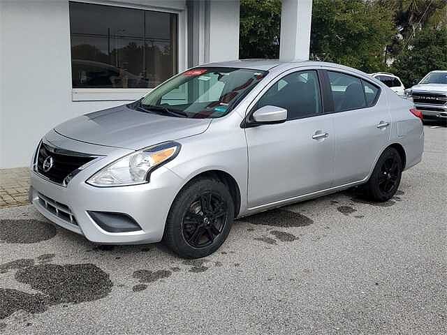 Nissan Versa