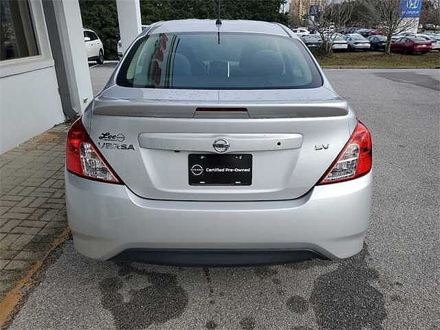 Nissan Versa