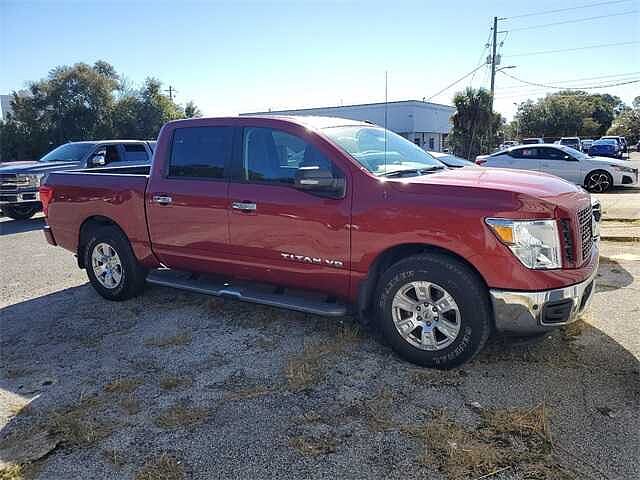 Nissan Titan