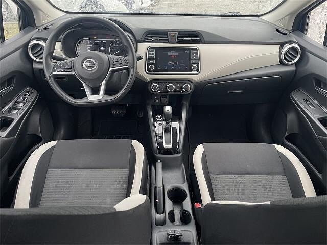 Nissan Versa