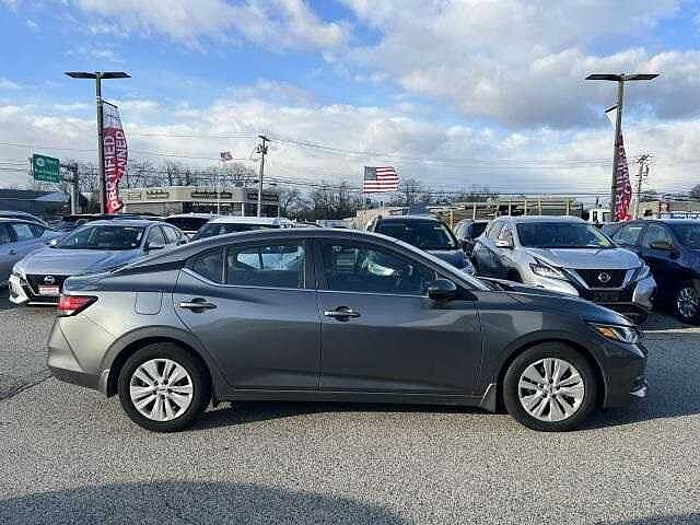 Nissan Sentra