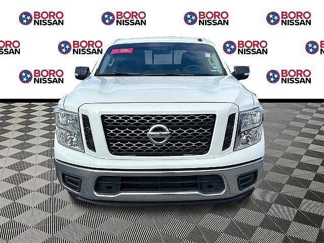 Nissan Titan