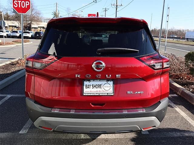 Nissan Rogue