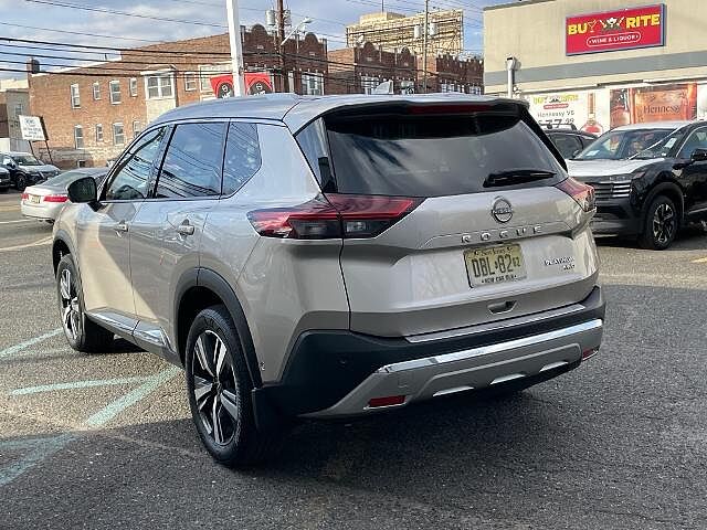 Nissan Rogue