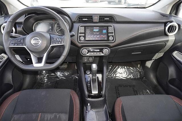 Nissan Versa