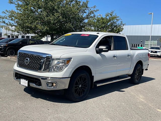 Nissan Titan