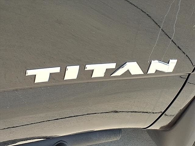 Nissan Titan