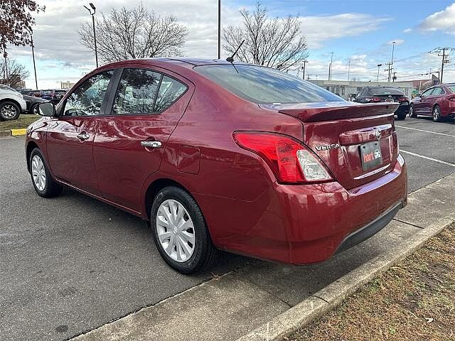 Nissan Versa