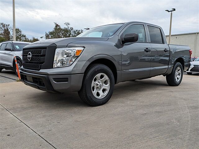 Nissan Titan