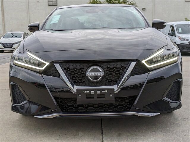 Nissan Maxima