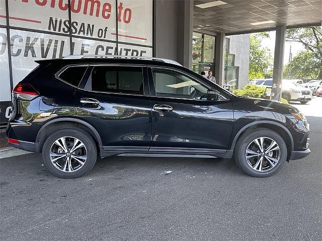 Nissan Rogue