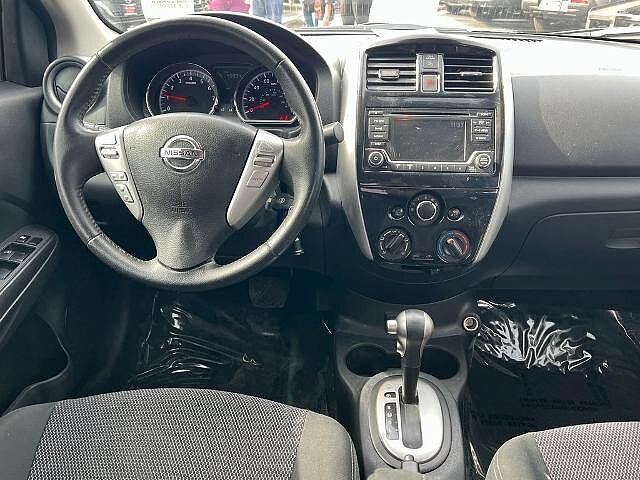 Nissan Versa