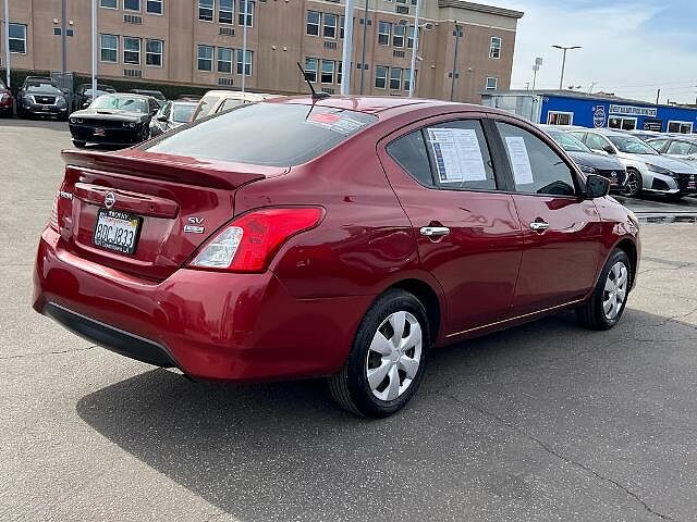 Nissan Versa