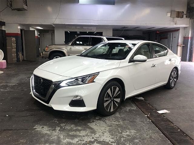 Nissan Altima