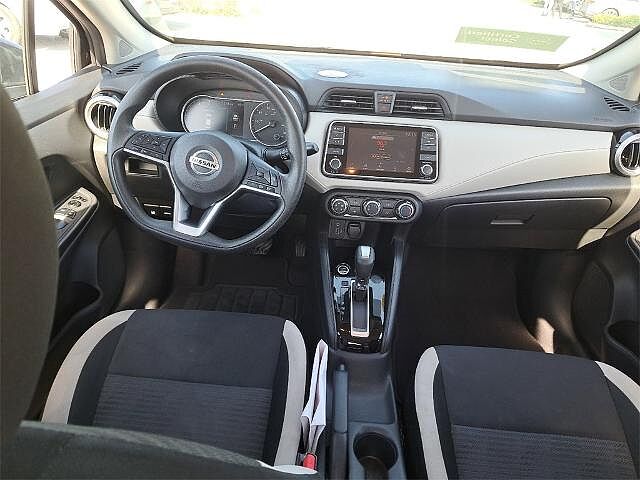 Nissan Versa