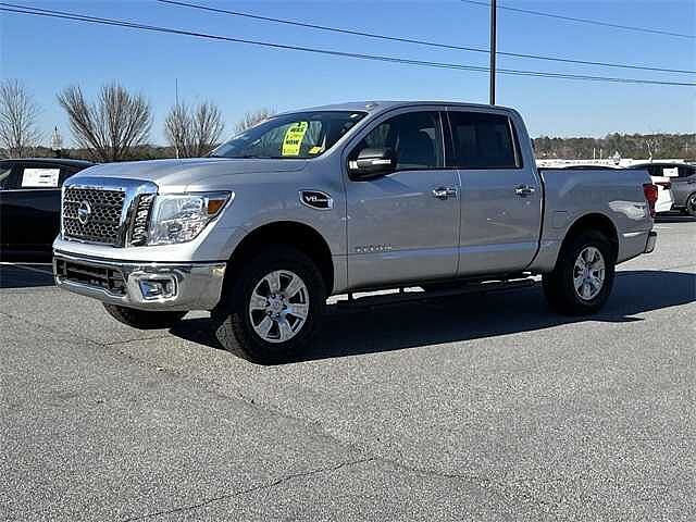 Nissan Titan