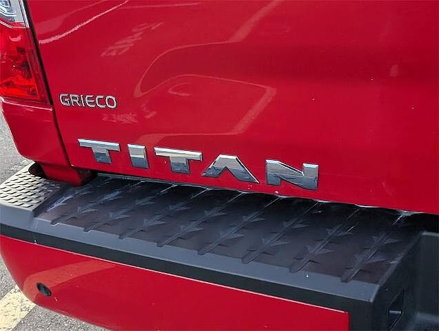 Nissan Titan