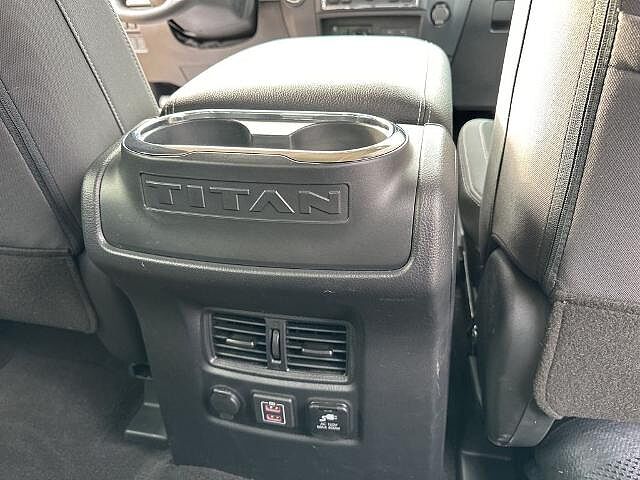 Nissan Titan