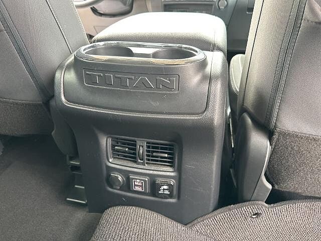 Nissan Titan